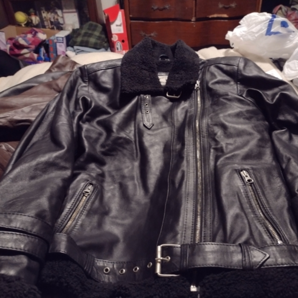 Vintage Real Leather black  Motorcycle Jacket size Small Unisex Sherpa lined